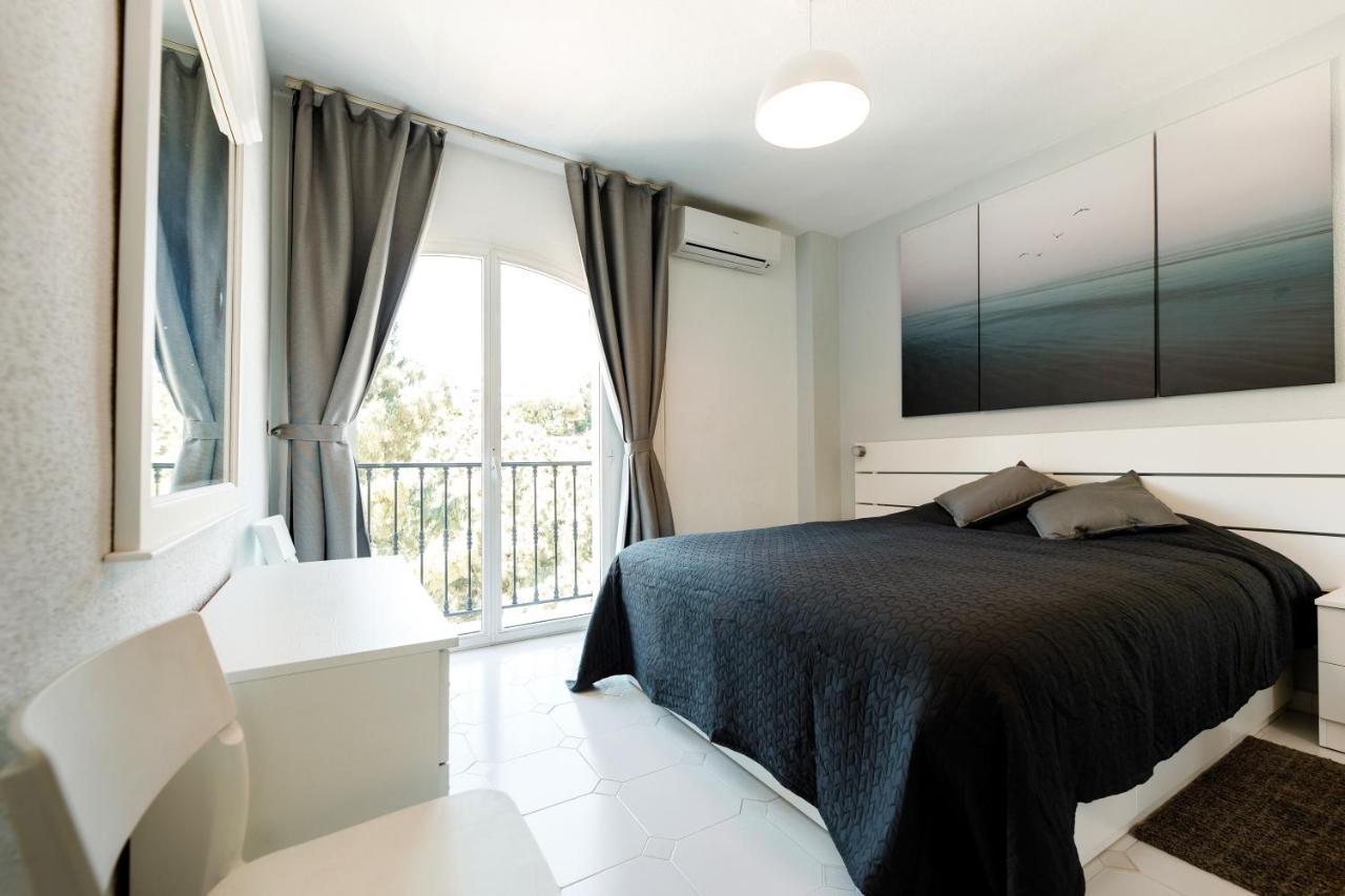 Spacious 2-Bedroom Apartment With Free Parking Sitio de Calahonda Exterior photo